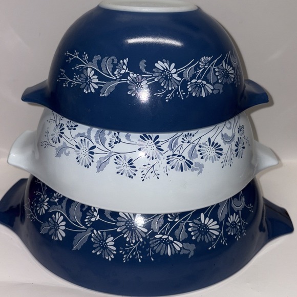 Pyrex Other - PYREX Blue White Colonial Mist Cinderella Mixing Bowls 442 443 444 Nesting Set
